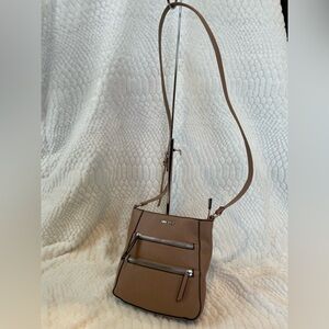 Nine West Tan Crossbody Bag Adjustable Strap Multi Zip